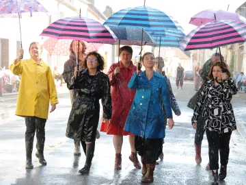 Danse sous la pluie; Photo : Thierry Grain