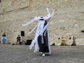 Laureen Lamalle Festival de la danse de Cluny : Bryan Crédit photo : Michel Wiart